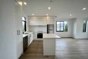 1/22 James Laurie Street, Henderson