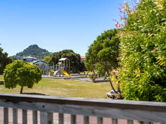 21 Given Grove, Pauanui