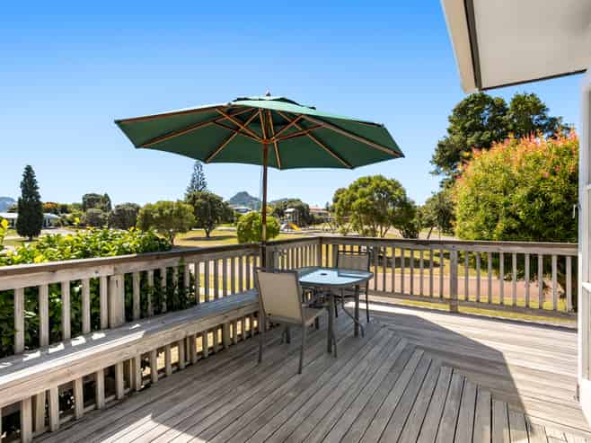 21 Given Grove, Pauanui