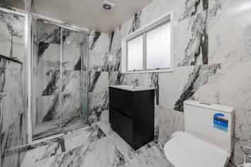 2/60 Moncrieff Avenue, Clendon Park