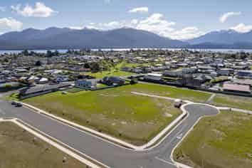 9 Willett Way, Te Anau