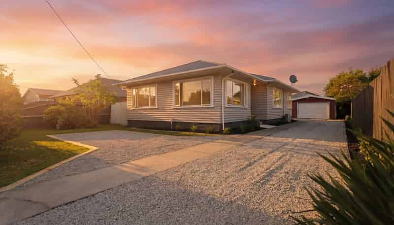 122 Springs Road, Hornby