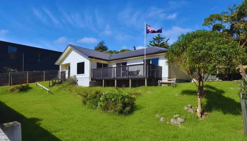5 Main Road, Redcliffs
