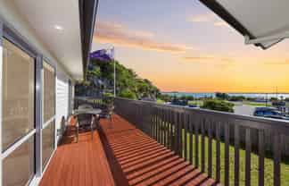 5 Main Road, Redcliffs