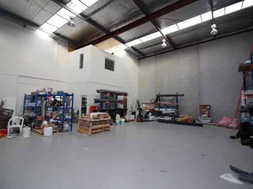 Snap this up – quality road front Industrial
