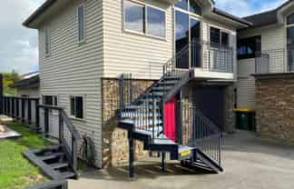 24b Craig Road, Maraetai