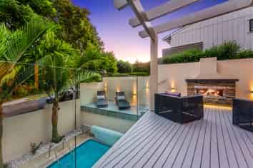 1A Whitby Crescent, Mairangi Bay