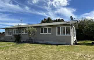 7 Papawai Road, Greytown