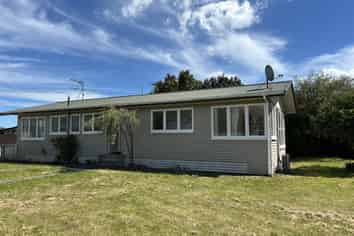 7 Papawai Road, Greytown