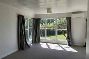 7 Papawai Road, Greytown