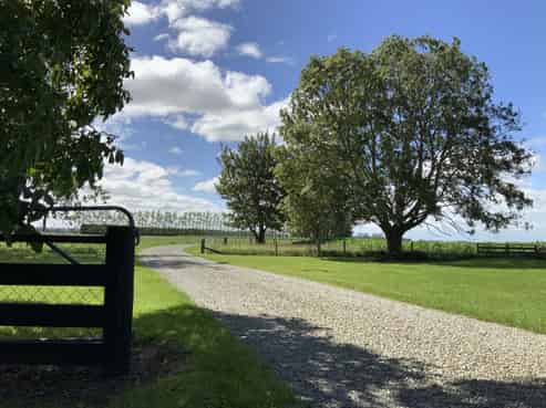 1710 Ealing Montalto Road, Mayfield