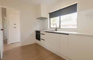 1/165 Abbotts Way, Remuera