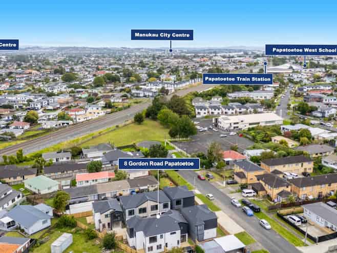 2/8 Gordon Road, Papatoetoe