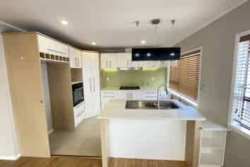 2/111 Trafalgar Street, Onehunga