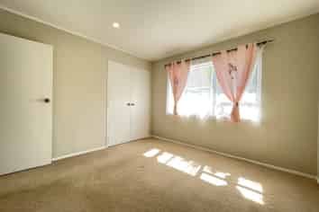 2/111 Trafalgar Street, Onehunga