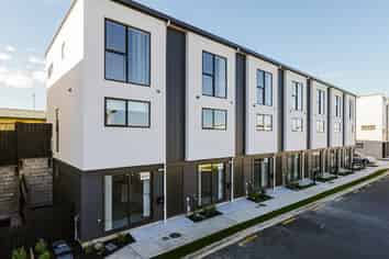 64 Tukari Lane, Mangere Bridge