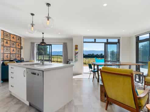 2766 Lake Ferry Road, Pirinoa