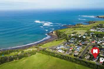 14 Heaphy Road, Opunake