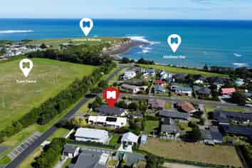 14 Heaphy Road, Opunake