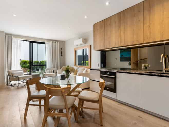 14/35 Mainston Road, Remuera