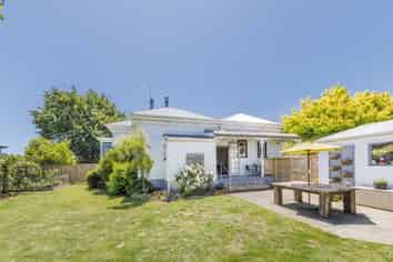 17 Sandilands Street, Feilding