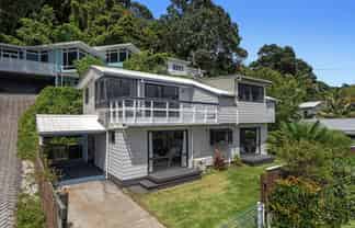 90 Pohutukawa Ave, Ohope
