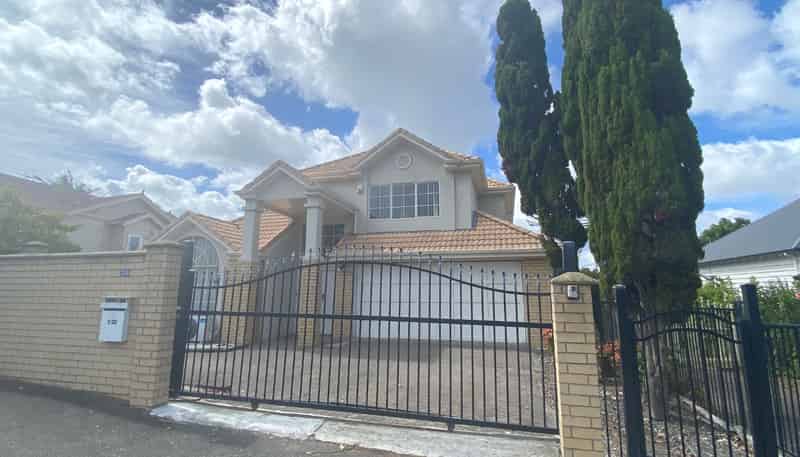 1/20 Green Lane East, Remuera