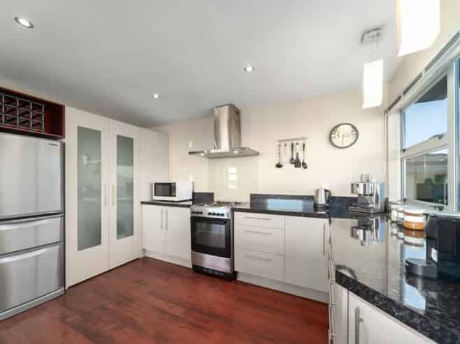 30 Vaucluse Drive, Nukuhau