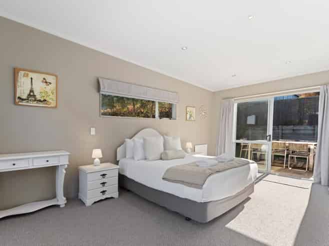 30 Vaucluse Drive, Nukuhau