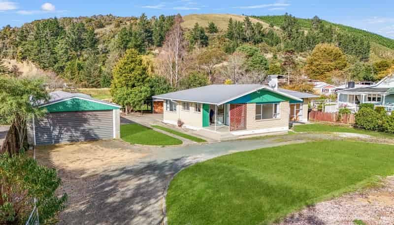 827 Wakefield-Kohatu Highway, Wakefield