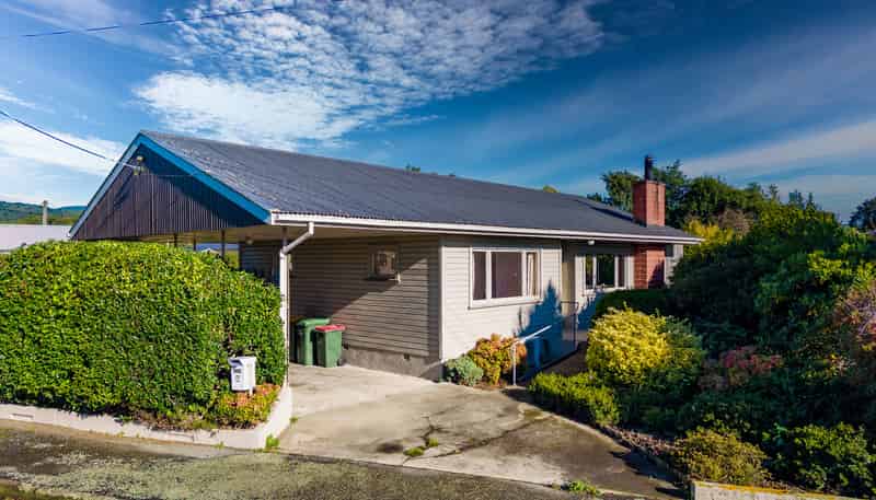 6 Hughes Street, Waimate