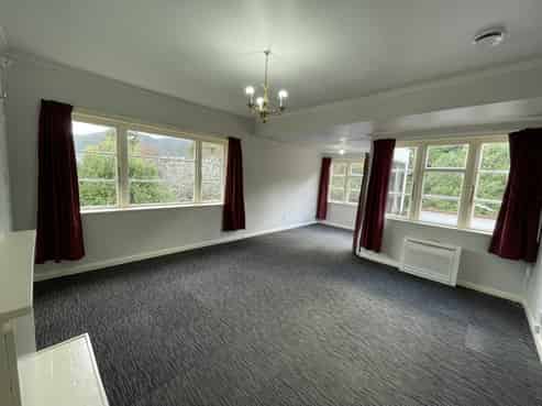 38 Sunshine Avenue , Karori