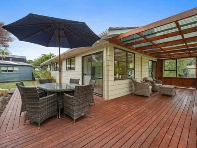 11 Glucina Place, Glen Eden