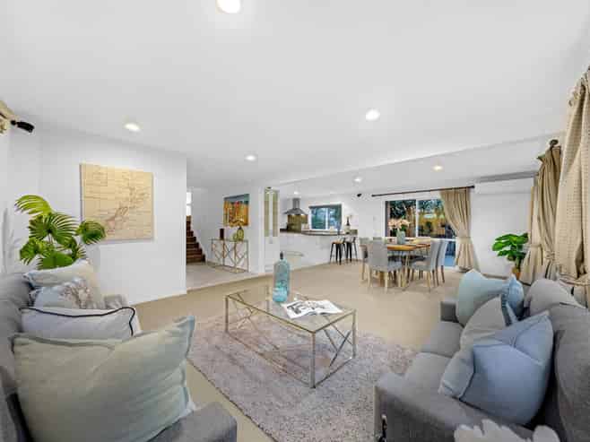 66 South Kensington Way, Henderson