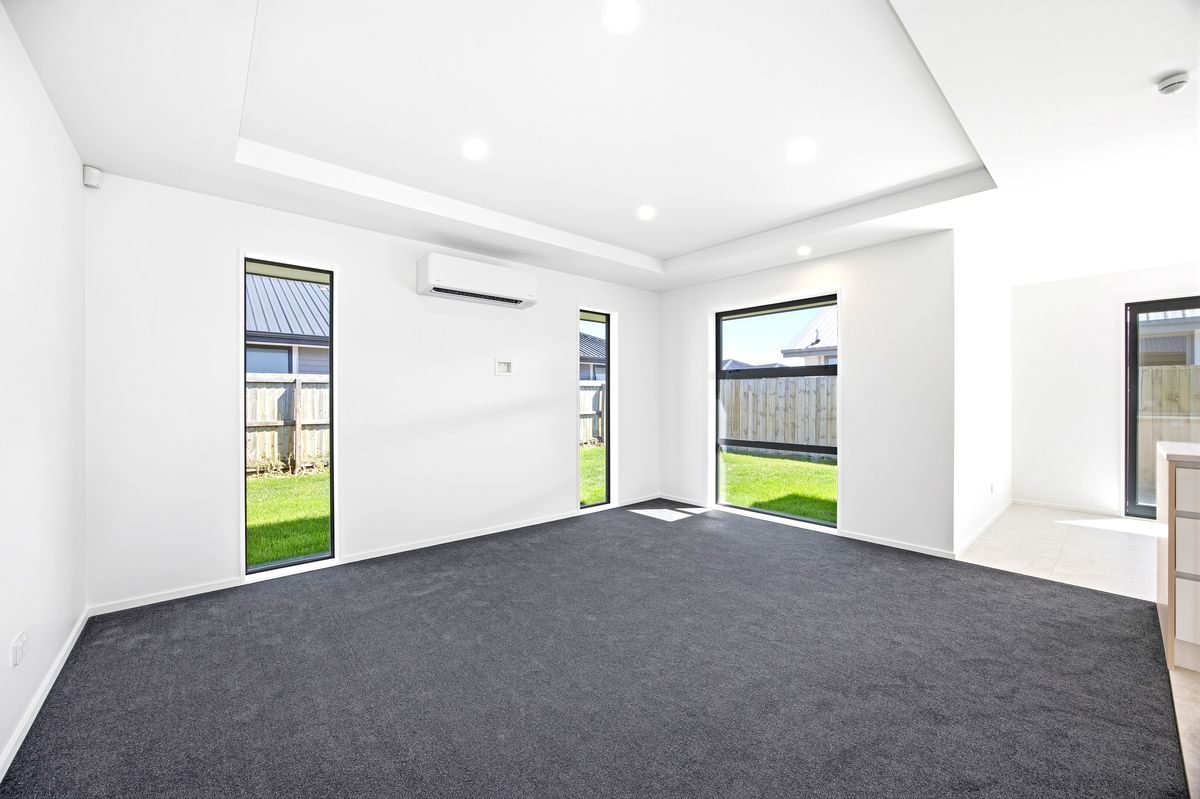 Space, Spec & Style in Woodlands Estate - Поглед 5