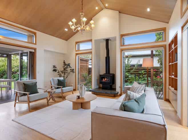 34 Wairarapa Terrace, Merivale