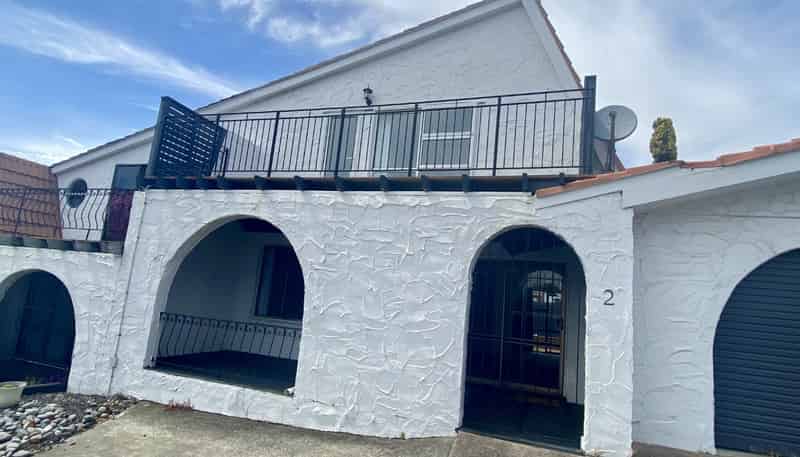 2/8 Wood Street, Papakura