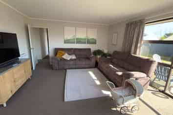 63 Arbor Lea Avenue, Richmond