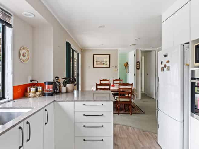 475 Nelson Road, Lytton West