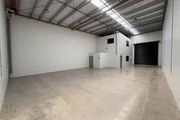 Modern Industrial Unit 