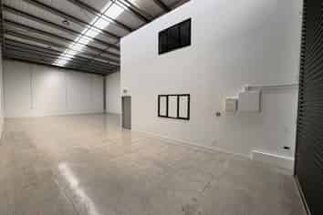 Modern Industrial Unit 