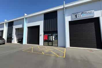 Modern Industrial Unit 