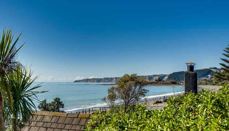 267 Clifton Road, Te Awanga