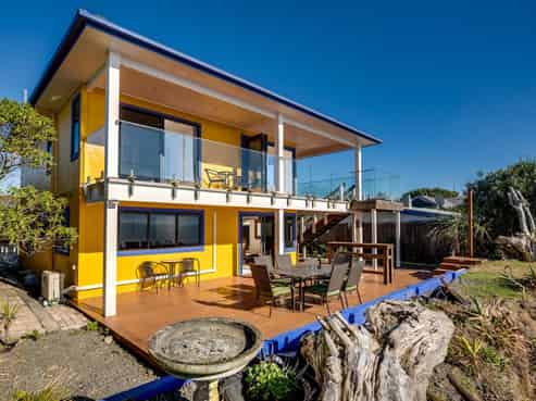 267 Clifton Road, Te Awanga