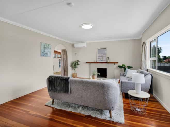 382 South Road, Omata