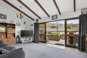 16 Paisley Place, ROXBURGH