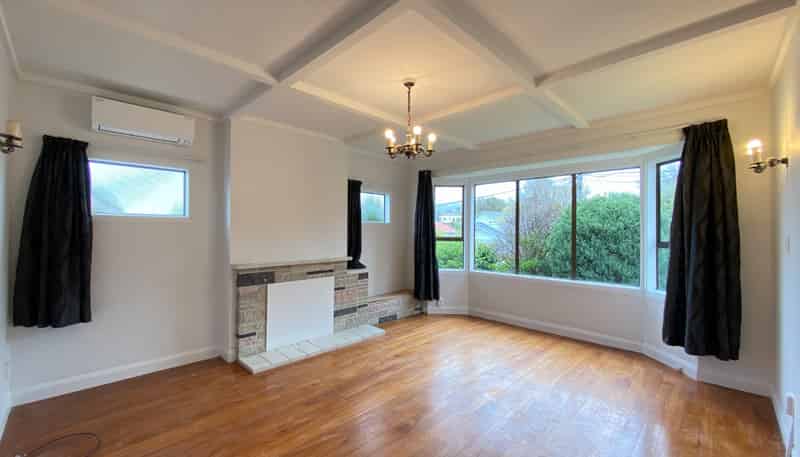 14 Nottingham Street , Karori