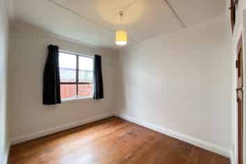 14 Nottingham Street , Karori