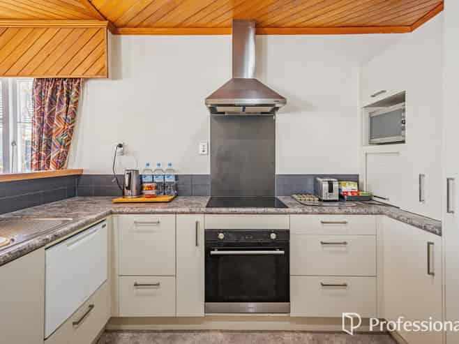 12 Miles Crescent, Wainuiomata