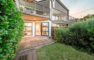 2/69 Suva Street, UPPER RICCARTON